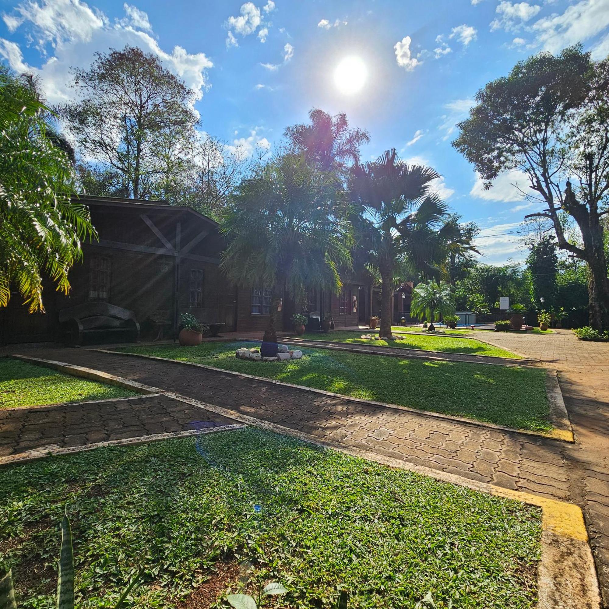 Cabanas Rincon Santa Maria Puerto Iguazú Exteriör bild