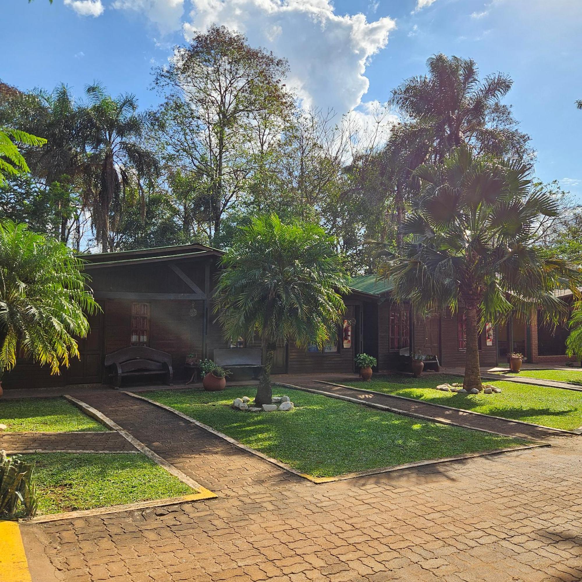 Cabanas Rincon Santa Maria Puerto Iguazú Exteriör bild